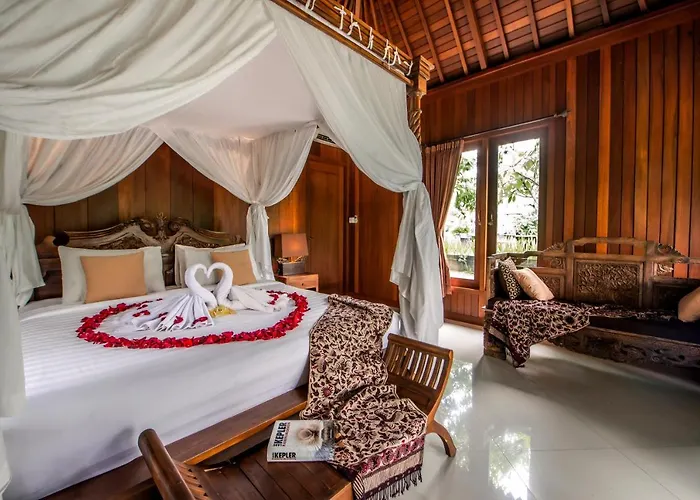 Nur Guest House